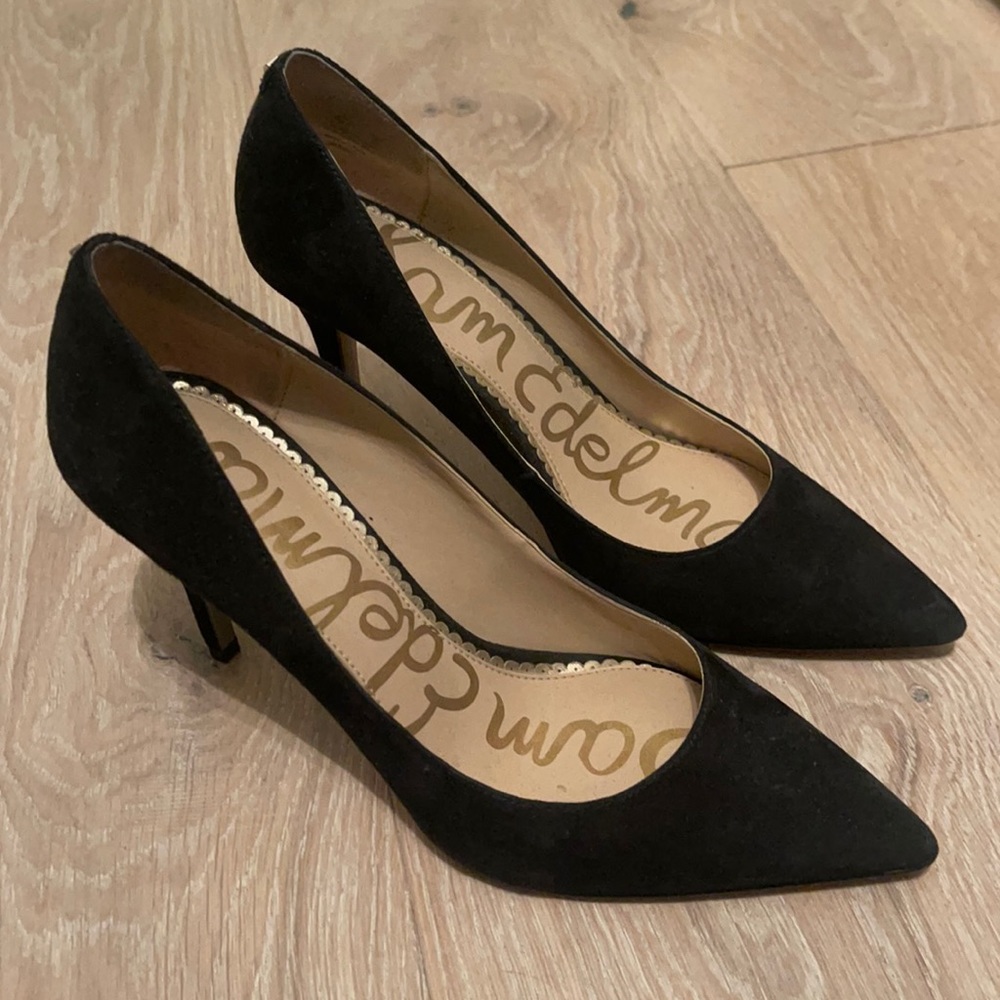 Black suede Sam Edelman size 7 Hazel Pointed Toe Heels